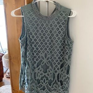 Sleeveless boho shirt